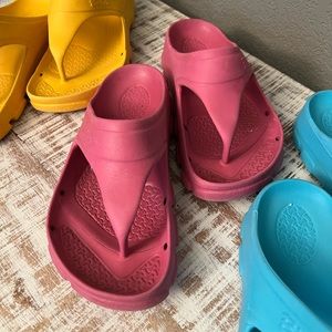 🩷PINK SHOES ONLY! 🩷Birkis Birkenstock Flip Flops Size EU37 Waterproof Rubber